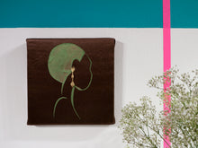 Load image into Gallery viewer, Auntie